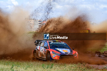 2024-03-28 - The Driver Thierry Neuville And Co-Driver Martijn Wydaeghe Of The Team Hyundai Shell Mobis World Rally Team,Hyundai I20 N Rally1 Hybrid,Face The First Day Of Race,During Fia World Rally Championship Wrc Safari Rally Kenya 2024 28 Wednesday , Naivasha, Kenya - FIA WORLD RALLY CHAMPIONSHIP WRC  SAFARI RALLY KENYA 2024  - RALLY - MOTORS