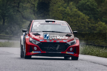 2024-04-18 - 21 GILLET Thierry, MAILLE Stéphane, Huyndai I20, action during the Rallye Rhône Charbonnières 2024, 2nd round of the Championnat de France des Rallyes 2024, from April 18 to 20 in Charbonnières-les-Bains, France - AUTO - RALLYE RHONE CHARBONNIERES 2024 - RALLY - MOTORS