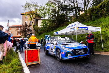 2024-04-18 - 05 MARGAILLAN Hugo, SILVESTRE Corentin, Huyndai I20N, ambiance during the Rallye Rhône Charbonnières 2024, 2nd round of the Championnat de France des Rallyes 2024, from April 18 to 20 in Charbonnières-les-Bains, France - AUTO - RALLYE RHONE CHARBONNIERES 2024 - RALLY - MOTORS