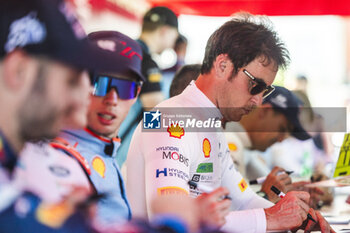 2024-05-09 - NEUVILLE Thierry, Hyundai I20 Rally1, portrait during the Rally de Portugal 2024, 5th round of the 2024 WRC World Rally Car Championship, from May 9 to 12, 2024 at Matoshinhos, Portugal - AUTO - WRC - RALLY DE PORTUGAL 2024 - RALLY - MOTORS