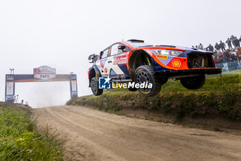 2024-05-12 - 11 NEUVILLE Thierry, WYDAEGHE Martijn, Hyundai I20 Rally1, action during the Rally de Portugal 2024, 5th round of the 2024 WRC World Rally Car Championship, from May 9 to 12, 2024 at Matoshinhos, Portugal - AUTO - WRC - RALLY DE PORTUGAL 2024 - RALLY - MOTORS