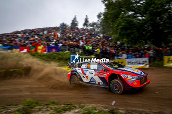 2024-05-12 - 11 NEUVILLE Thierry, WYDAEGHE Martijn, Hyundai I20 Rally1, action during the Rally de Portugal 2024, 5th round of the 2024 WRC World Rally Car Championship, from May 9 to 12, 2024 at Matoshinhos, Portugal - AUTO - WRC - RALLY DE PORTUGAL 2024 - RALLY - MOTORS