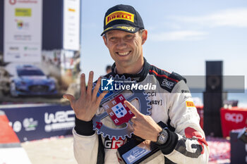 2024-05-12 - OGIER Sebastien, Toyota GR Yaris Rally1, portrait podium, portrait during the Rally de Portugal 2024, 5th round of the 2024 WRC World Rally Car Championship, from May 9 to 12, 2024 at Matoshinhos, Portugal - AUTO - WRC - RALLY DE PORTUGAL 2024 - RALLY - MOTORS