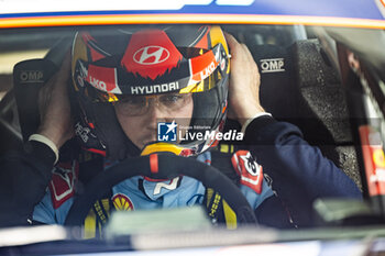 2024-05-12 - NEUVILLE Thierry, Hyundai I20 Rally1, portrait during the Rally de Portugal 2024, 5th round of the 2024 WRC World Rally Car Championship, from May 9 to 12, 2024 at Matoshinhos, Portugal - AUTO - WRC - RALLY DE PORTUGAL 2024 - RALLY - MOTORS