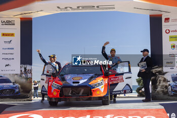 2024-05-12 - NEUVILLE Thierry, Hyundai I20 Rally1, portrait podium, portrait during the Rally de Portugal 2024, 5th round of the 2024 WRC World Rally Car Championship, from May 9 to 12, 2024 at Matoshinhos, Portugal - AUTO - WRC - RALLY DE PORTUGAL 2024 - RALLY - MOTORS