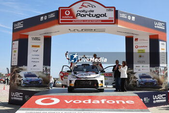 2024-05-12 - 61 RAOUX Jean-Michel, GALMICHE Isabelle, TOYOTA GR Yaris RC2 Rally2, podium, portrait Matosinhos during the Rally de Portugal 2024, 5th round of the 2024 WRC World Rally Car Championship, from May 9 to 12, 2024 at Matoshinhos, Portugal - AUTO - WRC - RALLY DE PORTUGAL 2024 - RALLY - MOTORS