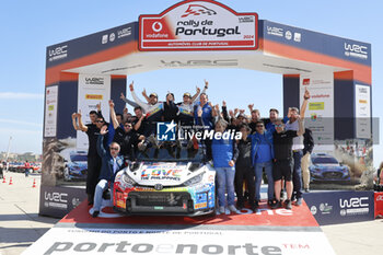 2024-05-12 - 28 SOLANS Jan, SANJUAN Rodrigo, Toyota Yaris Rally2, podium, portrait Matosinhos during the Rally de Portugal 2024, 5th round of the 2024 WRC World Rally Car Championship, from May 9 to 12, 2024 at Matoshinhos, Portugal - AUTO - WRC - RALLY DE PORTUGAL 2024 - RALLY - MOTORS