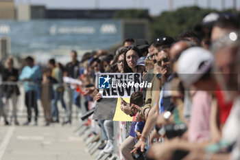 2024-05-12 - fans, Supporters, Public, Spectators during the Rally de Portugal 2024, 5th round of the 2024 WRC World Rally Car Championship, from May 9 to 12, 2024 at Matoshinhos, Portugal - AUTO - WRC - RALLY DE PORTUGAL 2024 - RALLY - MOTORS