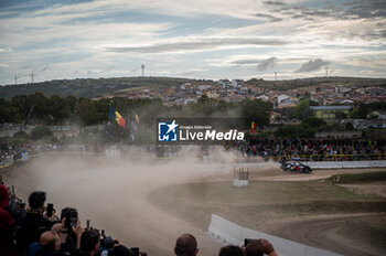 2024-05-31 - The driver Elfyn EVANS and is co-driver Scott MARTIN on Toyota GR Yaris Rally1 in action during shakedown of WRC Rally Italia Sardegna 2024 - WRC - RALLY D'ITALIA SARDEGNA - RALLY - MOTORS