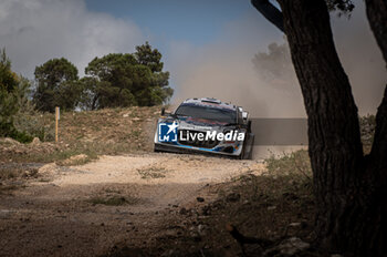 2024-05-31 - The driver Gregoire MUNSTER and is co-driver Louis LOUKA on Ford Puma Rally1in action during Day 1 of Rally Italia Sardegna 2024 - WRC - RALLY D'ITALIA SARDEGNA - RALLY - MOTORS