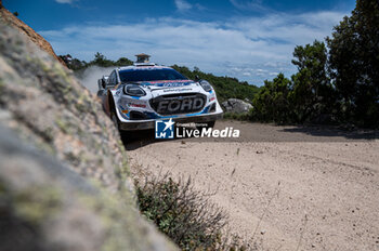 2024-06-01 - The driver Adrien FOURMAUX and is co-driver Alexandre CORIA on Ford Puma Rally1 in action during Day 2 of Rally Italia Sardegna 2024 - WRC - RALLY D'ITALIA SARDEGNA - RALLY - MOTORS