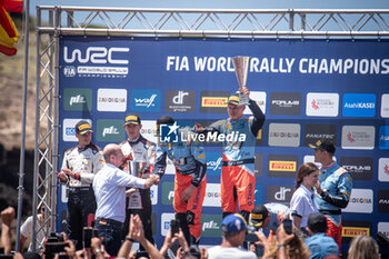 2024-06-02 - Sebastien OGIER ,Vincent LANDAIS,Ott TANAK,Martin JARVEOJA,Daniel SORDO,Candido CARRERA celebrating a podium of Rally Italia Sardegna 2024 - WRC - RALLY D'ITALIA SARDEGNA - RALLY - MOTORS