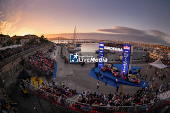 2024-05-30 - Driver Dani Sordo And Co-Driver Carrera Candido Driver Thierry Neuville And Co-Driver Martijn Wydaeghe , Driver Ott Tanak And Co-Driver Martin Jarveoja Of The Hyundai Shell Mobis World Rally Team, Hyundaii20 N Rally1 Hybrid ,Ceremonial Start In Alghero During Fia World Rally Championship Wrc Rally Italia Sardegna 2024 30 May , Alghero Italy - FIA WORLD RALLY CHAMPIONSHIP WRC RALLY ITALIA SARDEGNA 2024  - RALLY - MOTORS