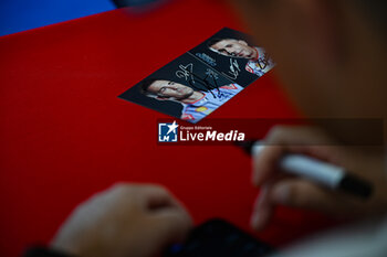 2024-05-30 - The Driver Dani Sordo And Co-Driver Carrera Candido Of The Team Hyundai Shell Mobis World Rally Team,Hyundaii20 N Rally1 Hybrid in Autograph Session During Fia World Rally Championship Wrc Rally Italia Sardegna 2024 30 May , Alghero Italy - FIA WORLD RALLY CHAMPIONSHIP WRC RALLY ITALIA SARDEGNA 2024  - RALLY - MOTORS