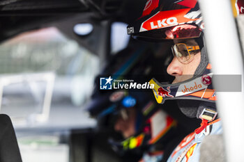 2024-05-31 - NEUVILLE Thierry, Hyundai I20 Rally1, portrait during the Rally Italia Sardegna 2024, 6th round of the 2024 WRC World Rally Car Championship, from May 30 to June 2, 2024 at Alghero, Sardegna - AUTO - WRC - RALLY ITALIA SARDEGNA 2024 - RALLY - MOTORS