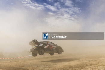 2024-05-31 - 33 EVANS Elfyn, MARTIN Scott, Toyota GR Yaris Rally1, action during the Rally Italia Sardegna 2024, 6th round of the 2024 WRC World Rally Car Championship, from May 30 to June 2, 2024 at Alghero, Sardegna - AUTO - WRC - RALLY ITALIA SARDEGNA 2024 - RALLY - MOTORS