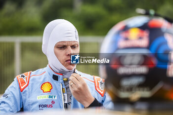 2024-05-31 - TANAK Ott, Hyundai I20 Rally1, portrait during the Rally Italia Sardegna 2024, 6th round of the 2024 WRC World Rally Car Championship, from May 30 to June 2, 2024 at Alghero, Sardegna - AUTO - WRC - RALLY ITALIA SARDEGNA 2024 - RALLY - MOTORS