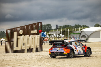 2024-07-17 - 11 NEUVILLE Thierry, WYDAEGHE Martijn, Hyundai I20 Rally1, ambiance during the Rally Latvia 2024, 8th round of the 2024 WRC World Rally Car Championship, from July 18 to 21, 2024 at Liepaja, Latvia - AUTO - WRC - RALLY LATVIA 2024 - RALLY - MOTORS