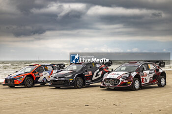 2024-07-17 - 17 OGIER Sebastien, LANDAIS Vincent, Toyota GR Yaris Rally1, 11 NEUVILLE Thierry, WYDAEGHE Martijn, Hyundai I20 Rally1, 22 SESKS Mārtiņš, FRANCIS Renārs, Ford Puma Rally1, ambiance during the Rally Latvia 2024, 8th round of the 2024 WRC World Rally Car Championship, from July 18 to 21, 2024 at Liepaja, Latvia - AUTO - WRC - RALLY LATVIA 2024 - RALLY - MOTORS