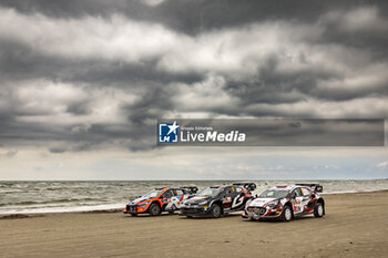 2024-07-17 - 17 OGIER Sebastien, LANDAIS Vincent, Toyota GR Yaris Rally1, 11 NEUVILLE Thierry, WYDAEGHE Martijn, Hyundai I20 Rally1, 22 SESKS Mārtiņš, FRANCIS Renārs, Ford Puma Rally1, ambiance during the Rally Latvia 2024, 8th round of the 2024 WRC World Rally Car Championship, from July 18 to 21, 2024 at Liepaja, Latvia - AUTO - WRC - RALLY LATVIA 2024 - RALLY - MOTORS