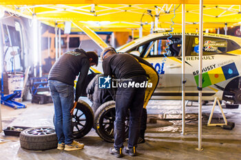 06/09/2024 - 64 PELAMOURGUES Arthur, POUGET Bastien, Renault Clio Rally5, ambiance during the Rallye Mont-Blanc Morzine 2024, 6th round of the Championnat de France des Rallyes 2024, from September 6 to 9 in Morzine, France - AUTO - RALLYE MONT-BLANC MORZINE 2024 - RALLY - MOTORI