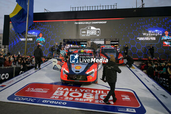 26/09/2024 - Driver Thierry Neuville And Co-Driver Martijn Wydaeghe Of The Team Hyundai Shell Mobis World Rally Team,Hyundai I20 N Rally1 Hybrid,Ceremonial Start In Concepcion, Plaza de la Independencia,During Fia World Rally Championship Wrc Rally Chile Bio Bio 2024 26 Sept Concepcion , Chile - FIA WORLD RALLY CHAMPIONSHIP WRC RALLY CHILE BIO BíO 2024  - RALLY - MOTORI