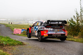 2024-10-18 - Thierry NEUVILLE(Bel),Martijn WYDAEGHE(Bel) on a HYUNDAI i20 N Rally1 HYBRID of a team HYUNDAI SHELL MOBIS WORLD RALLY TEAM during WRC Central European Rally 17-20 October 2024 - WRC CENTRAL EUROPEAN RALLY - RALLY - MOTORS