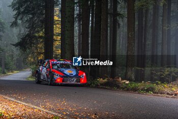 2024-10-18 - Thierry NEUVILLE(Bel),Martijn WYDAEGHE(Bel) on a HYUNDAI i20 N Rally1 HYBRID of a team HYUNDAI SHELL MOBIS WORLD RALLY TEAM during WRC Central European Rally 17-20 October 2024 - WRC CENTRAL EUROPEAN RALLY - RALLY - MOTORS