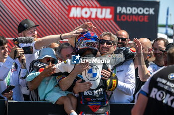 2024-06-16 - N°54 Toprak Razgatlioglu TUR BMW M 1000 RR ROKiT BMW Motorrad WorldSBK Team - ROUND 04 EMILIA-ROMAGNA ROUND - SUPERPOLE RACE  - SUPERBIKE - MOTORS