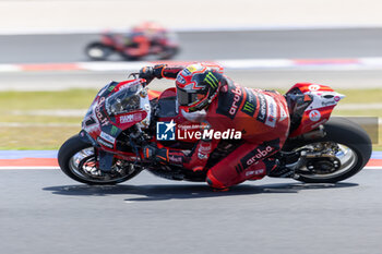 2024-06-16 - Nicolo Bulega (ITA) Ducati Panigale V4R, Aruba.It Racing - Ducati during FIM Superbike World Championship Pirelli 
Emilia-Romagna Round at Misano World Circuit, Misano Adriatico, Italy on June 16, 2024 - ROUND 04 EMILIA-ROMAGNA ROUND - SUPERPOLERACE AND RACE 2 - SUPERBIKE - MOTORS