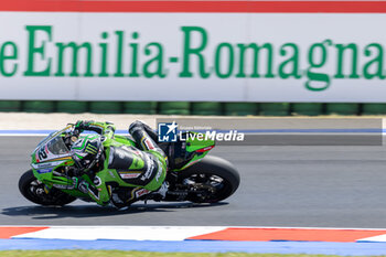 2024-06-16 - Alex Lowes (GBR) Kawasaki ZX-10RR, Kawasaki Racing Team WorldSBK during FIM Superbike World Championship Pirelli Emilia-Romagna Round at Misano World Circuit, Misano Adriatico, Italy on June 16, 2024 - ROUND 04 EMILIA-ROMAGNA ROUND - SUPERPOLERACE AND RACE 2 - SUPERBIKE - MOTORS