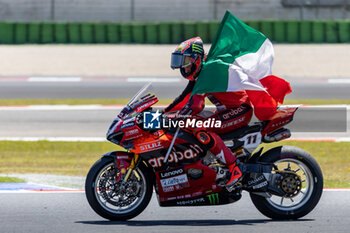 2024-06-16 - Nicolo Bulega (ITA) Ducati Panigale V4R, Aruba.It Racing - Ducati during FIM Superbike World Championship Pirelli 
Emilia-Romagna Round at Misano World Circuit, Misano Adriatico, Italy on June 16, 2024 - ROUND 04 EMILIA-ROMAGNA ROUND - SUPERPOLERACE AND RACE 2 - SUPERBIKE - MOTORS