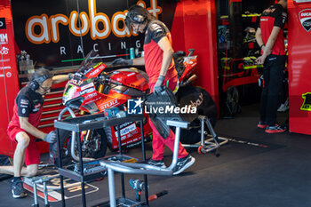 2024-06-15 - Box Alvaro Bautista (ESP) Ducati Panigale V4R, Aruba.It Racing - Ducati during FIM Superbike World Championship Pirelli Emilia-Romagna Round at Misano World Circuit, Misano Adriatico, Italy on June 15, 2024 - SBK - SUPERPOLE AND RACE 1 PIRELLI EMILIA-ROMAGNA ROUND - SUPERBIKE - MOTORS