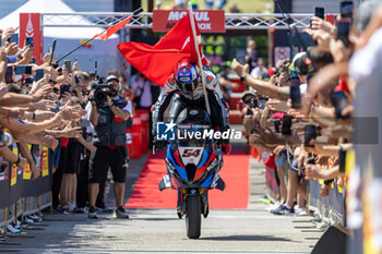 2024-06-15 - Toprak Razgatlioglu (TUR) BMW M 1000 RR, Rokit BMW Motorrad WorldSBK Team during FIM Superbike World Championship Pirelli Emilia-Romagna Round at Misano World Circuit, Misano Adriatico, Italy on June 15, 2024 - SBK - SUPERPOLE AND RACE 1 PIRELLI EMILIA-ROMAGNA ROUND - SUPERBIKE - MOTORS