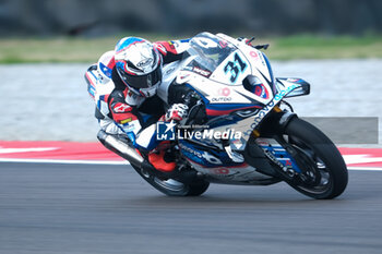 2024-09-21 - (31) Garret Gerloff from United States of America of Bonovo Action BMW Team, rides BMW M1000 RR in action during the FIM Motul Superbike World Championship - Race 1 of Acerbis Italian Round at Cremona Circuit in San Martino del Lago on September 21, 2024, Cremona, Italy. - ACERBIS ITALIAN ROUND - SUPERBIKE - MOTORS