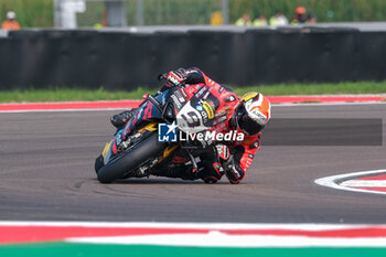 2024-09-21 - (9) Danilo Petrucci from Italy of Brani Spark Racing Team, rides Ducati Panigale V4R in action during the FIM Motul Superbike World Championship - Tissot Superpole Race of Acerbis Italian Round at Cremona Circuit in San Martino del Lago on September 21, 2024, Cremona, Italy. - ACERBIS ITALIAN ROUND - SUPERPOLE - SUPERBIKE - MOTORS