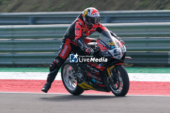 2024-09-21 - (9) Danilo Petrucci from Italy of Brani Spark Racing Team, rides Ducati Panigale V4R in action during the FIM Motul Superbike World Championship - Tissot Superpole Race of Acerbis Italian Round at Cremona Circuit in San Martino del Lago on September 21, 2024, Cremona, Italy. - ACERBIS ITALIAN ROUND - SUPERPOLE - SUPERBIKE - MOTORS