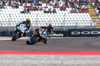 2024-09-21 - (14) Sam Lowes from United Kingdom of ELF Marc VDS Racing Team, rides Ducati Panigale V4R in action during the FIM Motul Superbike World Championship - Tissot Superpole Race of Acerbis Italian Round at Cremona Circuit in San Martino del Lago on September 21, 2024, Cremona, Italy. - ACERBIS ITALIAN ROUND - SUPERPOLE - SUPERBIKE - MOTORS