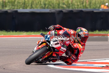 2024-09-22 - Nicolo Bulega (ITA) Ducati Panigale V4R, Aruba.It Racing - Ducati during FIM Superbike World Championship Acerbis Italian Round at Cremona Circuit, San Martino del Lago, Italy on September 22, 2024 - ACERBIS ITALIAN ROUND 9 - SUPERBIKE - MOTORS