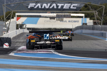 2024-04-06 - 27 RADCLIFFE Mark (gbr), MILLROY Ollie (gbr), BELL Rob (gbr), Optimum Motorsport, McLaren 720S GT3 Evo, action during the 1st round of the 2024 Fanatec GT World Challenge powered by AWS on the Circuit Paul Ricard, from April 5 to 7, 2024 in Le Castellet, France - AUTO - GT WORLD CHALLENGE 2024 - PAUL RICARD - GRAND TOURISM - MOTORS
