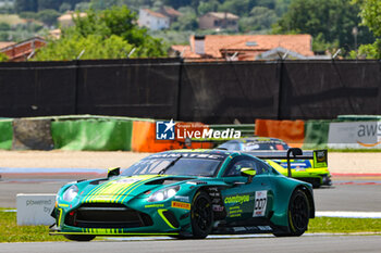 2024-05-18 - #7 Mattia Drudi, Nicolas Baert Of The Team Comtoyou Racing, Aston Martin Vantage Amr Gt3, They Face Race1 During Fanatec GT World Challange Misano 2024 , 18 May , In Misano , Italy - FANATEC GT WORLD CHALLANGE MISANO 2024 - GRAND TOURISM - MOTORS