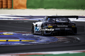 2024-05-17 - 97 BLATTNER Dustin (usa), MARSCHALL Dennis (ger), HARTOG Loek (ndl), Rutronik Racing, Porsche 911 GT3 R (992), action during the 3rd round of the 2024 GT World Challenge Sprint Cup on the Misano World Circuit Marco Simoncelli, from May 17 to 19, 2024 in Misano Adriatico, Italy - AUTO - GT WORD SPRINT CUP MISANO 2024 - GRAND TOURISM - MOTORS