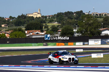 2024-05-18 - 17 VAN DER ENDE Ricardo (nld), LESSENNES Benjamin (bel), L'Espace Bienvenue, BMW M4 GT4 G82, action during the 2nd round of the 2024 GT4 European Series powered by Rafa Racing Club on the Misano World Circuit Marco Simoncelli, from May 17 to 19, 2024 in Misano Adriatico, Italy - AUTO - GT4 EUROPEAN SERIES MISANO 2024 - GRAND TOURISM - MOTORS