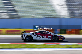 2024-05-18 - 81 HEPWORTH Jermina (gbr), LAWRENCE Cameron (usa), Rafa Racing Team, McLaren Artura GT4, action during the 2nd round of the 2024 GT4 European Series powered by Rafa Racing Club on the Misano World Circuit Marco Simoncelli, from May 17 to 19, 2024 in Misano Adriatico, Italy - AUTO - GT4 EUROPEAN SERIES MISANO 2024 - GRAND TOURISM - MOTORS