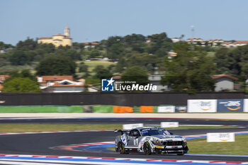 2024-05-18 - 62 NICOLL-JONES Matt (gbr), MOORE William (gbr), Academy Motorsport, Ford Mustang GT4 2024, action during the 2nd round of the 2024 GT4 European Series powered by Rafa Racing Club on the Misano World Circuit Marco Simoncelli, from May 17 to 19, 2024 in Misano Adriatico, Italy - AUTO - GT4 EUROPEAN SERIES MISANO 2024 - GRAND TOURISM - MOTORS