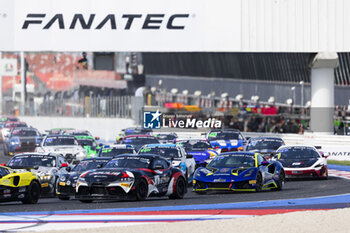 2024-05-18 - start of the race, depart, 09 CHELI Etienne (fra), JOULIE Enzo (fra), Matmut Evolution, Toyota GT Supra GT4 Evo, action 96 BIRD Max (gbr), PATTERSON Dexter (gbr), Mahiki Racing, Lotus Emira GT4, action during the 2nd round of the 2024 GT4 European Series powered by Rafa Racing Club on the Misano World Circuit Marco Simoncelli, from May 17 to 19, 2024 in Misano Adriatico, Italy - AUTO - GT4 EUROPEAN SERIES MISANO 2024 - GRAND TOURISM - MOTORS