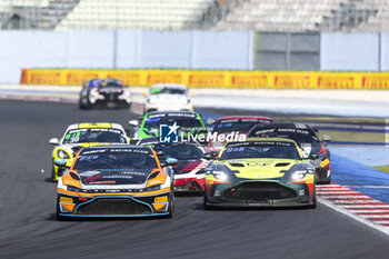 2024-05-18 - 99 SASSE Hugo (ger), RENNHOFER Raphael (aut), PROsport Racing, Aston Matin Vantage AMR GT4, action 82 VILLAGOMEZ Matéo (ecu), TBA, Racing Spirit of Leman, Aston Martin Vantage AMR GT4 Evo, action during the 2nd round of the 2024 GT4 European Series powered by Rafa Racing Club on the Misano World Circuit Marco Simoncelli, from May 17 to 19, 2024 in Misano Adriatico, Italy - AUTO - GT4 EUROPEAN SERIES MISANO 2024 - GRAND TOURISM - MOTORS