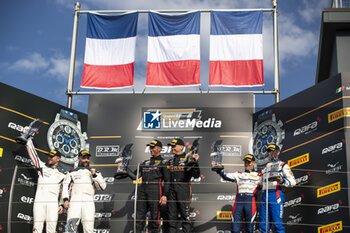 2024-05-18 - podium NAVARRO Jean-Laurent (fra), JSB Compétition, Porsche 718 Cayman GT4 RS CS, portrait BRICHE Julien (fra), JSB Compétition, Porsche 718 Cayman GT4 RS CS, portrait DE BARN Antoni (fra), Chazel Technologie Course, BMW M4 GT4 G82, portrait GUILVERT Grégory (fra), Chazel Technologie Course, BMW M4 GT4 G82, portrait SAFRANOV Stanislav (nd), Mirage Racing Aston Martin Vantage AMR GT4 Evo, portrait VAINTRUB Aleksandr (nd), Mirage Racing Aston Martin Vantage AMR GT4 Evo, portrait during the 2nd round of the 2024 GT4 European Series powered by Rafa Racing Club on the Misano World Circuit Marco Simoncelli, from May 17 to 19, 2024 in Misano Adriatico, Italy - AUTO - GT4 EUROPEAN SERIES MISANO 2024 - GRAND TOURISM - MOTORS