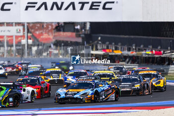 2024-05-18 - start of the race, depart, 188 RAMOS Miguel (por), PRETTE Louis (mco), SMALLEY Adam (gbr), Garage 59, McLaren 720S GT3 Evo, action during the 3rd round of the 2024 GT World Challenge Sprint Cup on the Misano World Circuit Marco Simoncelli, from May 17 to 19, 2024 in Misano Adriatico, Italy - AUTO - GT WORD SPRINT CUP MISANO 2024 - GRAND TOURISM - MOTORS