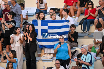 2024-07-04 - Fans of Greece - SARDINIA CUP 2024 - ITALY VS GREECE - INTERNATIONALS - WATERPOLO